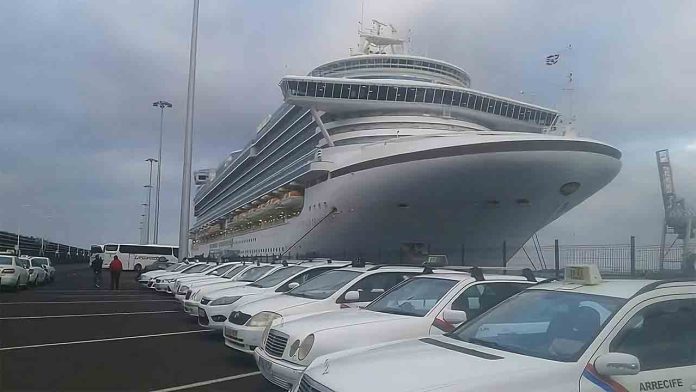 26 personas se examinan para obtener el permiso de conductor de taxi en Arrecife