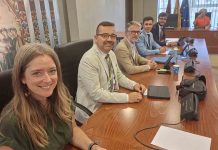 Cuidemos lo público: el taxi frente a la trampa de los VTC en Murcia Cuidemos lo público: el taxi frente a la trampa de los VTC