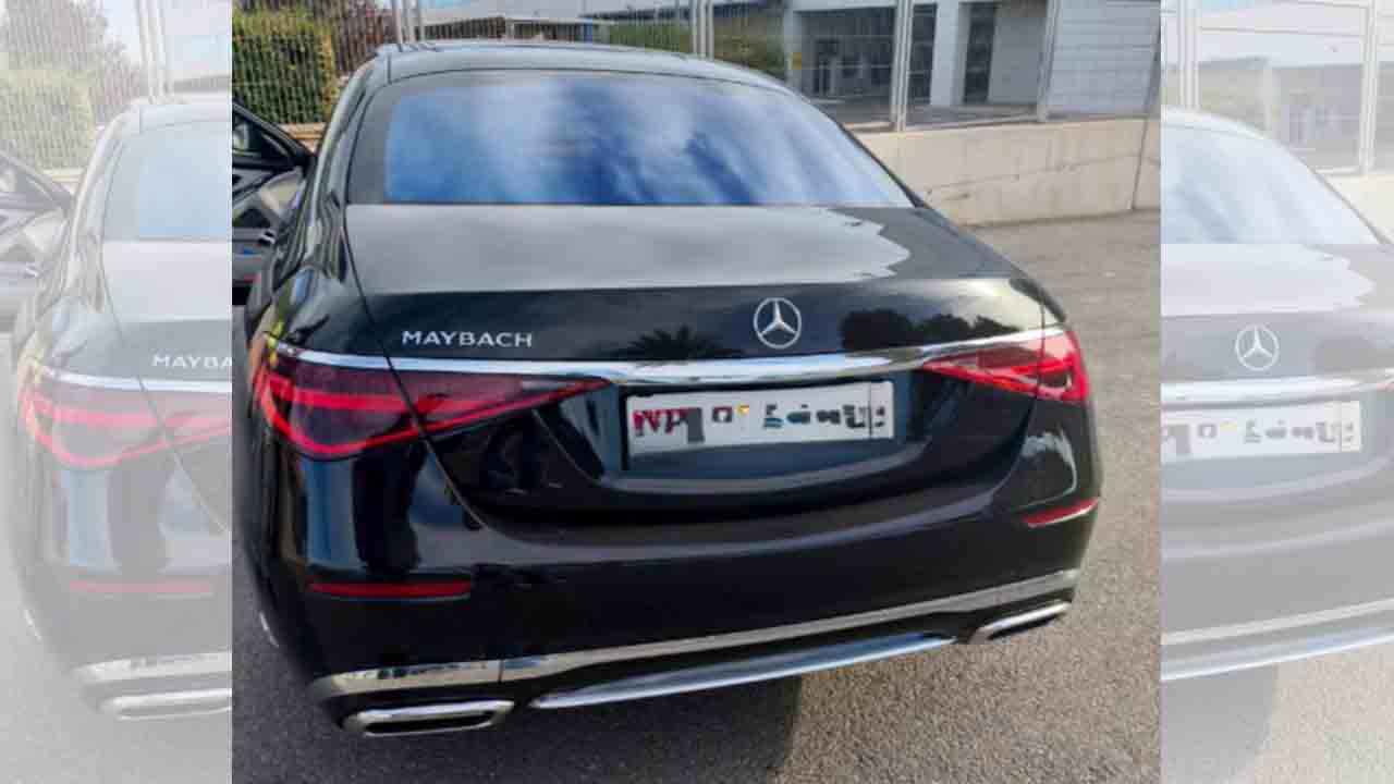 Interceptado en Ibiza un taxista pirata con un Maybach de 300.000 euros