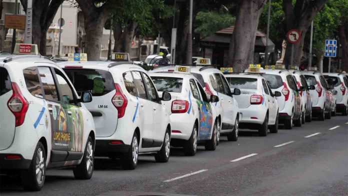 La Gremial rechaza la figura de “taxista colaborador” en el puerto de Santa Cruz