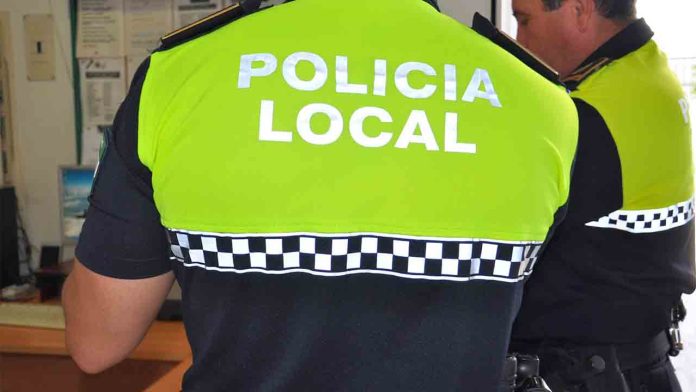 Policías Locales se preparan para reforzar el control de los VTC en el AMB