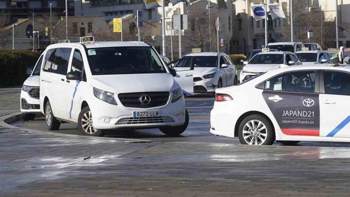 Girona impulsa el uso del catalán entre los taxistas