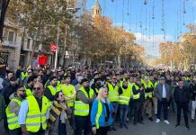 Colapsada la Gran Vía de Barcelona por una nueva protesta del taxi Colapsada la Gran Vía de Barcelona por una nueva protesta del taxi