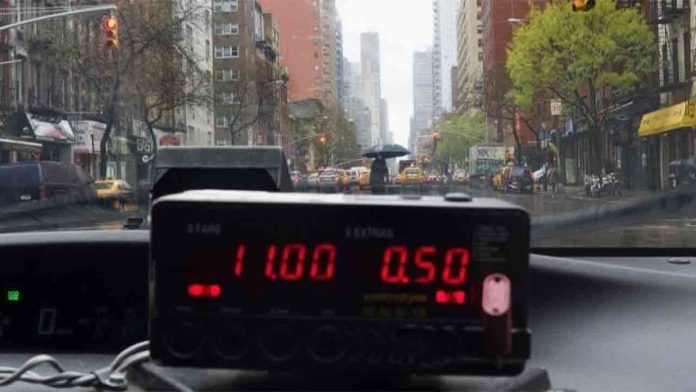 Taxímetro Sustituyen a las tarifas aprobadas el 13 de febrero de 2025.