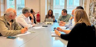 El Ayuntamiento de Vigo analiza la situación del taxi con el sector El Ayuntamiento de Vigo analiza la situación del taxi con el sector