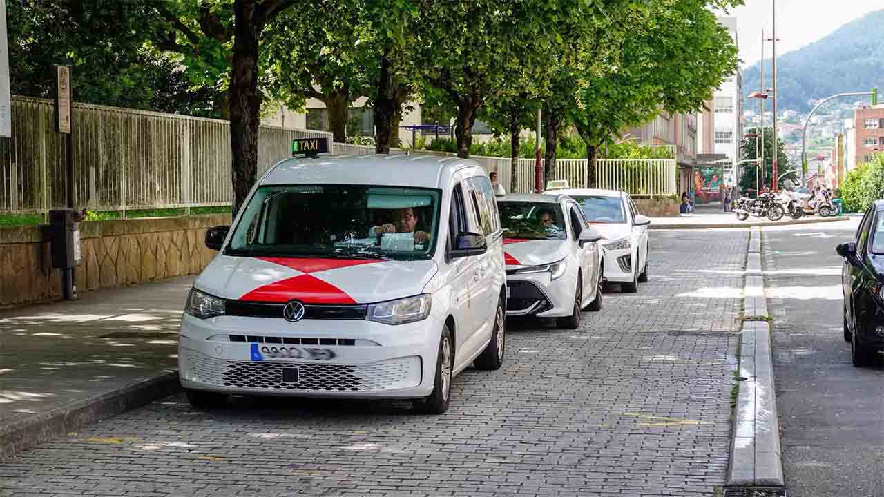 Los taxis de Vigo extenderán su horario de servicio