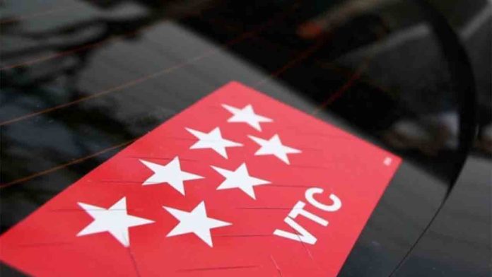 Aumento de 500 autorizaciones de VTC frente a 1.000 licencias menos del taxi