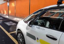 Expulsados de ATA cuatro taxistas en Andorra por colaborar con Uber Expulsados de ATA cuatro taxistas en Andorra por colaborar con Uber