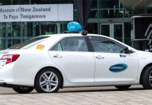 La desregulación del transporte en Nueva Zelanda debilita al taxi y refuerza el dominio de las plataformas La desregulación del transporte en Nueva Zelanda debilita al taxi y refuerza el dominio de las plataformas