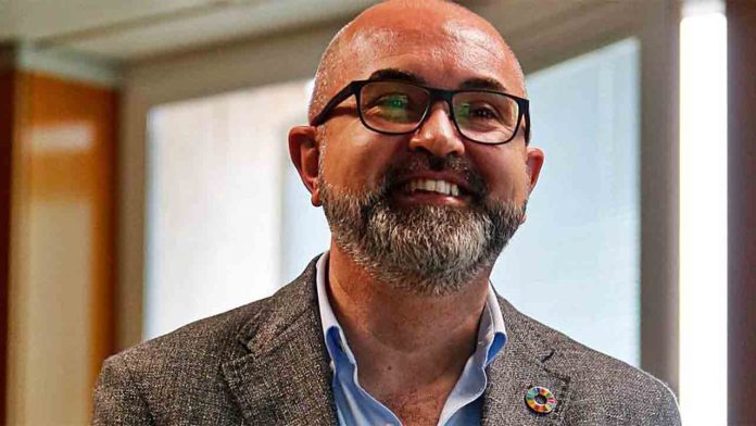 Tensión política en Sant Josep por el calendario del taxi estacional