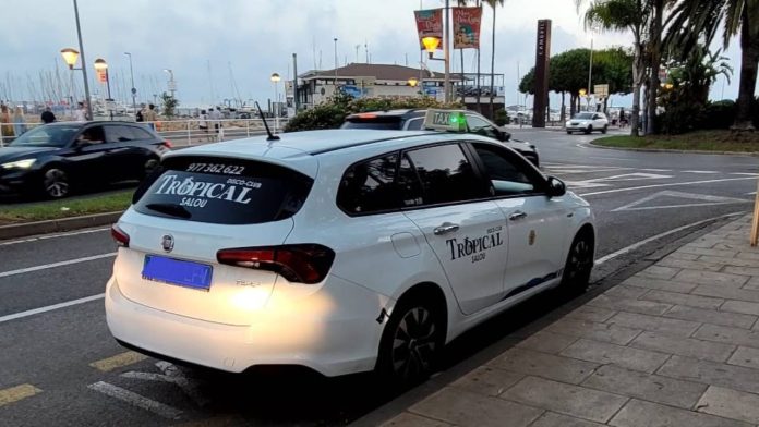 Cambrils ampliará el servicio de taxi en verano con licencias temporales