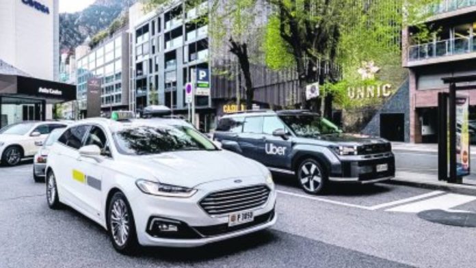 Los taxistas andorranos podrán perder la licencia si trabajan con Uber