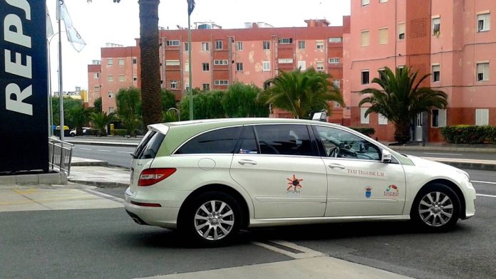 Teguise convoca pruebas para obtener el permiso municipal de conductor de taxi