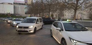 Un taxista de A Coruña abandona el trabajo tras un intento de atraco Un taxista de A Coruña abandona el trabajo tras un intento de atraco