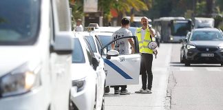 Los taxistas de Málaga impugnan la ampliación de licencias ante la justicia Los taxistas de Málaga impugnan la ampliación de licencias ante la justicia