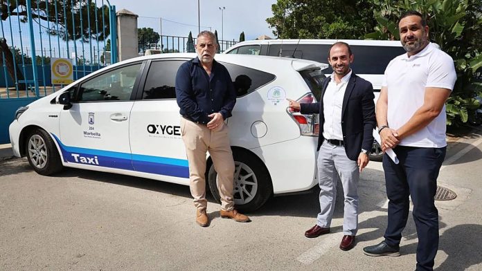 Marbella refuerza la seguridad sanitaria del taxi con tecnología de purificación del aire Marbella refuerza la seguridad sanitaria del taxi con tecnología de purificación del aire