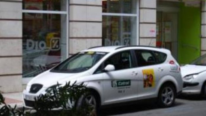 Alta tasa de suspensos en el carné de taxista en Orihuela