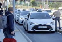 El taxi divide al sector en A Coruña mientras avanza el proyecto de integración El taxi divide al sector en A Coruña mientras avanza el proyecto de integración
