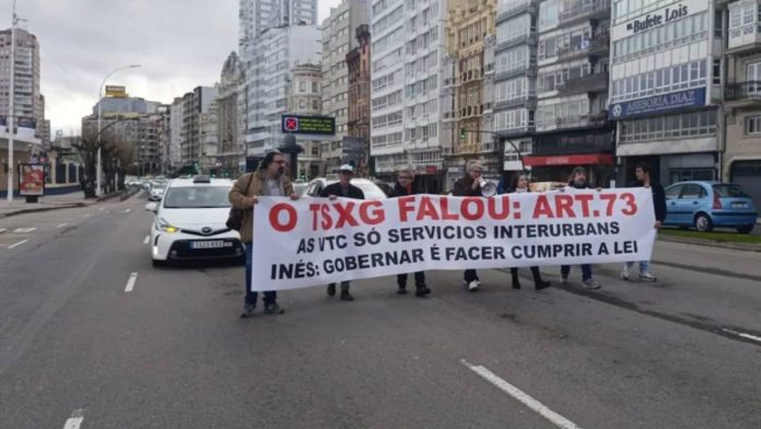 Tras un año de los VTC en Galicia, sigue el malestar en el taxi por la ilegalidad