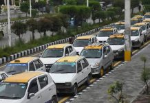 Uber desembarca en Nepal exportando un modelo que amenaza al taxi local Uber desembarca en Nepal exportando un modelo que amenaza al taxi local