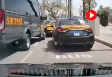 Un Minibus pierde el control y choca con dos taxis en Barcelona Una furgoneta VTC pierde el control y choca con dos taxis en Barcelona