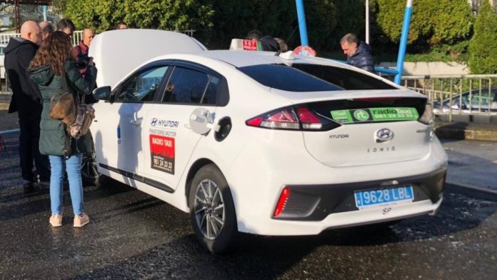 El TSXG anula varios artículos de la ordenanza de A Coruña y cuestiona las limitaciones a los VTC