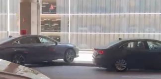 Élite Taxi alerta del descontrol en El Prat y estudia protestas por el intrusismo Élite Taxi alerta del descontrol en El Prat y estudia protestas por el intrusismo