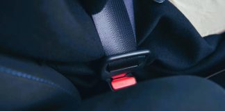 La DGT empezará a multar desde octubre a taxistas que no lleven cinturón La DGT empezará a multar desde octubre a taxistas que no lleven cinturón