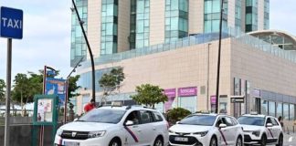 Lanzarote plantea reforzar el servicio de taxi durante el verano con licencias temporales Lanzarote plantea reforzar el servicio de taxi durante el verano con licencias temporales