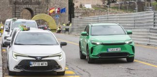 Nacho Hernando muestra su apoyo al taxi tras el debate sobre la regulación de los VTC en Toledo Nacho Hernando muestra su apoyo al taxi tras el debate sobre la regulación de los VTC en Toledo