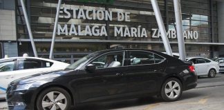 Un conductor de Uber huye con la maleta de unos turistas en Málaga