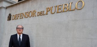Ya son 50 municipios los que vetan a personas con VIH para ser taxistas Ya son 50 municipios los que vetan a personas con VIH para ser taxistas