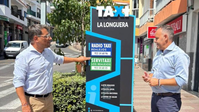 Los Realejos instala monolitos en paradas de taxi para mejorar información y accesibilidad Los Realejos instala monolitos en paradas de taxi para mejorar información y accesibilidad