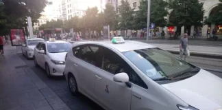 Taxistas de Zaragoza amenazan con parar durante el Vive Latino por las VTC