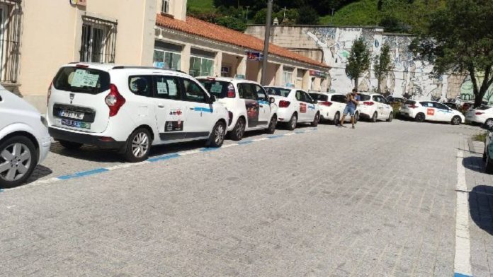 Los taxistas de Cantabria denuncian el impacto del precio del carburante Los taxistas de Cantabria denuncian el impacto del precio del carburante