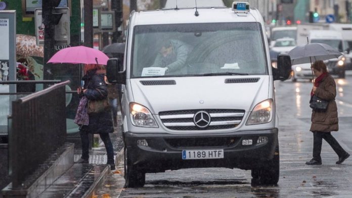 Los taxistas de Donostia convocan un paro de tres horas Los taxistas de Donostia convocan un paro de tres horas