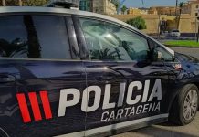 Detenidos dos pasajeros por agredir con un objeto punzante a un taxista en Cartagena Detenidos dos pasajeros por agredir con un objeto punzante a un taxista en Cartagena