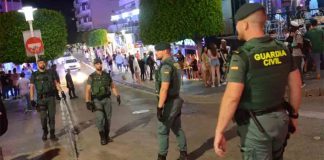 La Fiscalía pide 7 años de cárcel por agredir a un taxista en Magaluf La Fiscalía pide 7 años de cárcel por agredir a un taxista en Magaluf