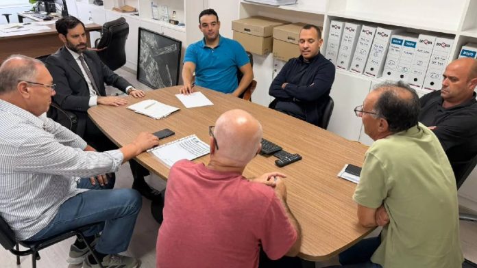 Los taxis adaptados darán prioridad a las personas con movilidad reducida
