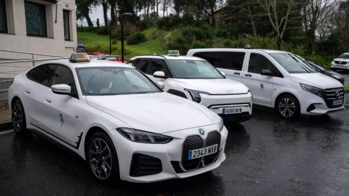 Ourense convoca el examen para obtener el permiso municipal de taxi Ourense convoca el examen para obtener el permiso municipal de taxi