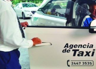 Taxis eléctricos en Holguín: transporte para pacientes de hemodiálisis Taxis eléctricos en Holguín transporte para pacientes de hemodiálisis